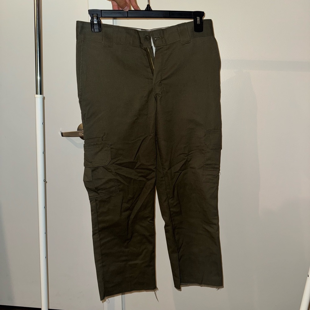 Dickies Men's Cropped Olive Cargo Pants